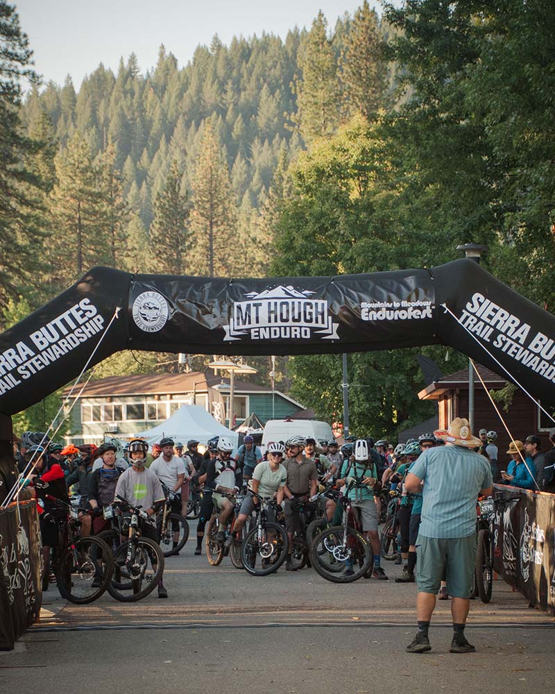 Race start full of people